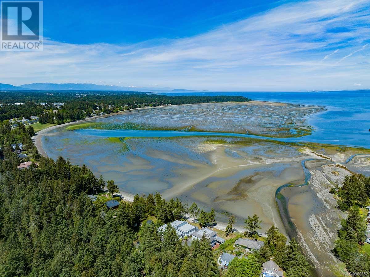 714 1600 Stroulger Rd, Nanoose Bay