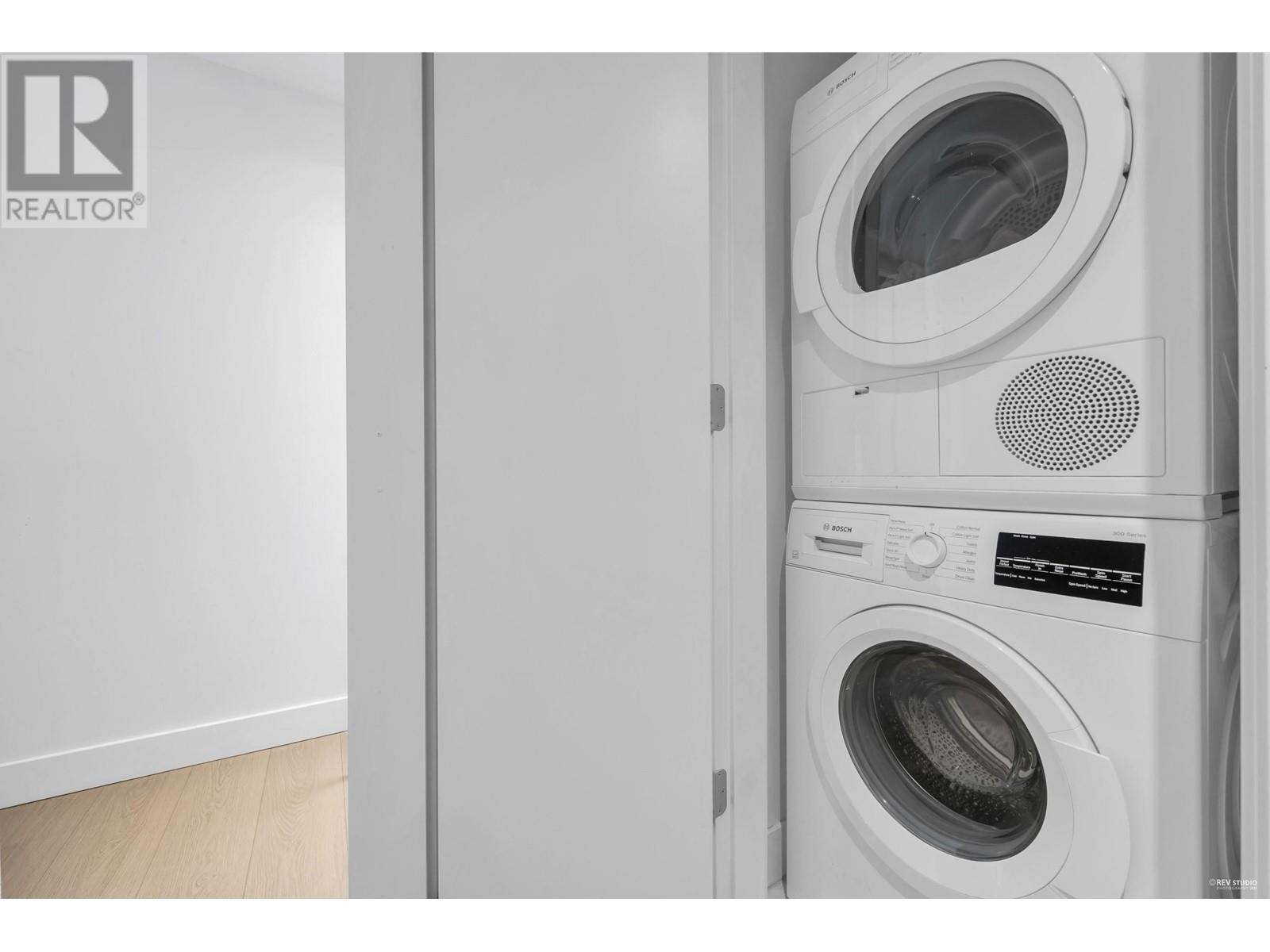 #740-8133 COOK Road, Richmond