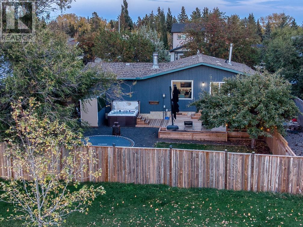 Single Family House Bungalow for Sale in  Alcock Close Rosemont Okotoks 