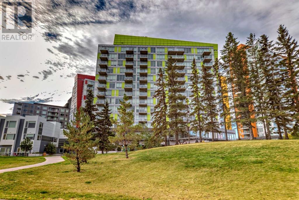 Single Family House High rise for Sale in   Brentwood Common NW Brentwood Calgary 