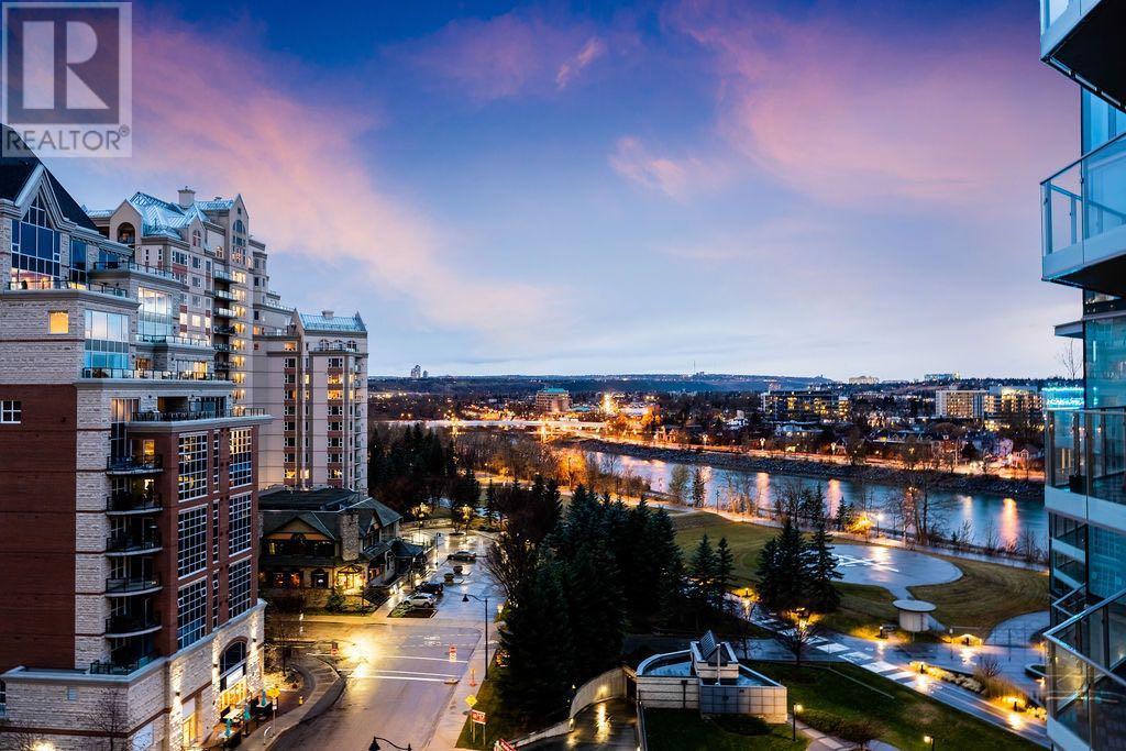 Single Family House High rise for Sale in    Avenue SW Eau Claire Calgary 