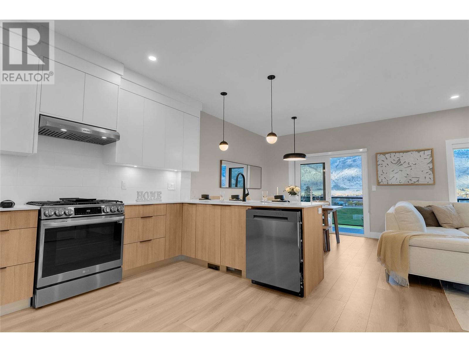 6811 Nighthawk Drive Unit# 4, Osoyoos