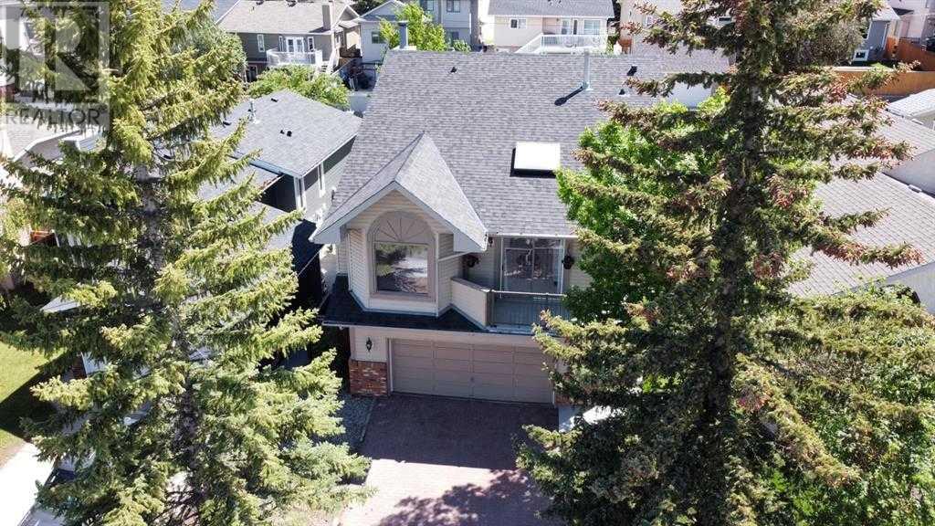 Single Family House 4 Level for Sale in  Shawinigan Drive SW Shawnessy Calgary 