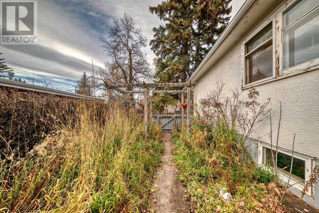 Single Family House Bungalow for Sale in   Street SW Rideau Park Calgary 