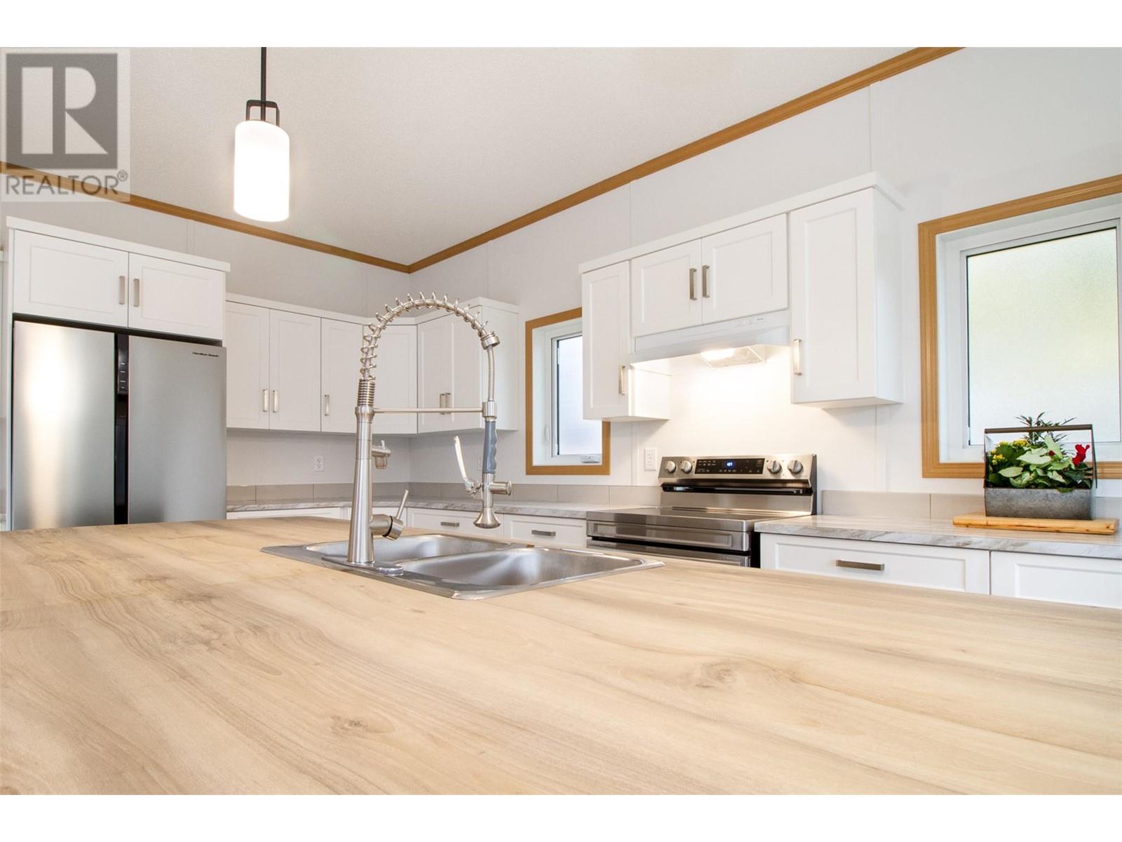 1204 Maplewood Street Unit# 19, Revelstoke