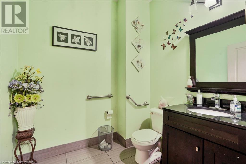 Photo 16 of 276 Parkdale Avenue N, Hamilton ON
