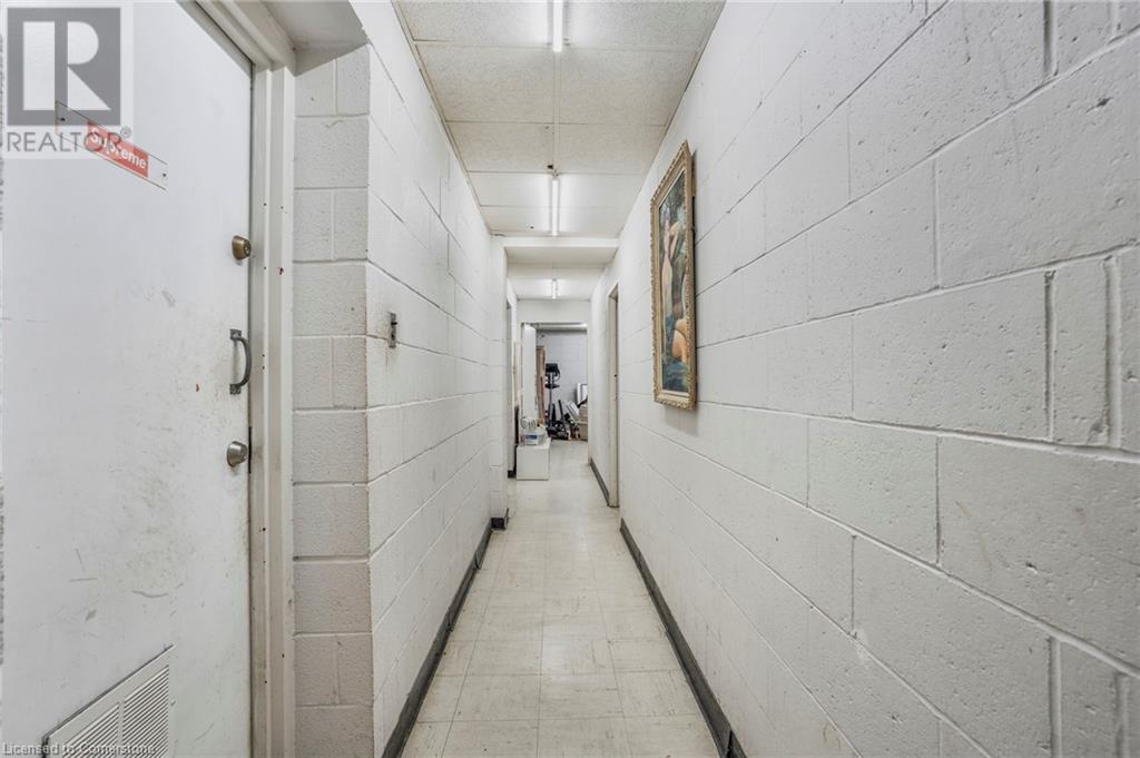 Photo 24 of 276 Parkdale Avenue N, Hamilton ON