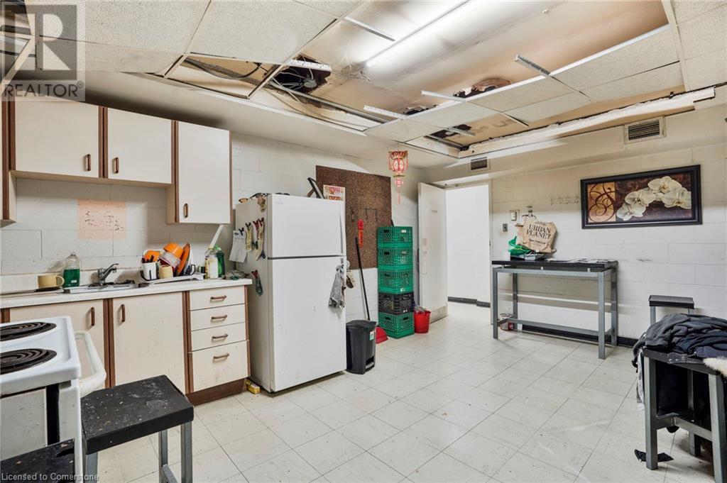 Photo 27 of 276 Parkdale Avenue N, Hamilton ON
