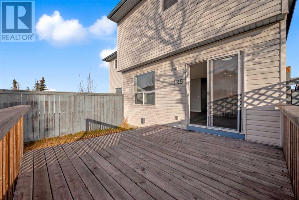 Single Family House for Sale in  Taravista Way NE Taradale Calgary 