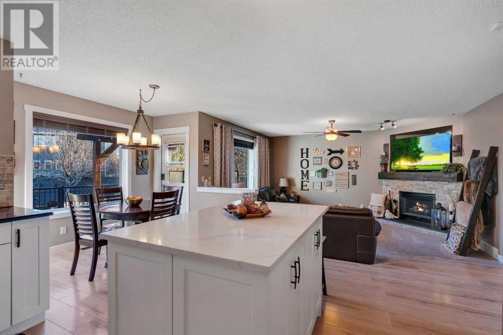 Single Family House for Sale in  Somerset Way SW Somerset Calgary 