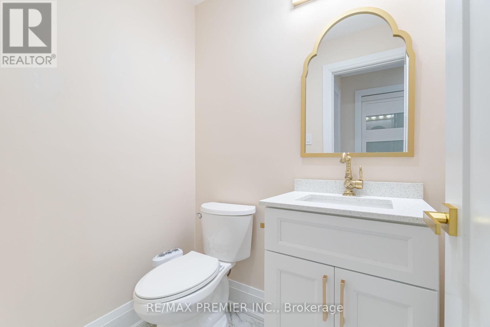 495 FAIRVIEW ROAD W - 27