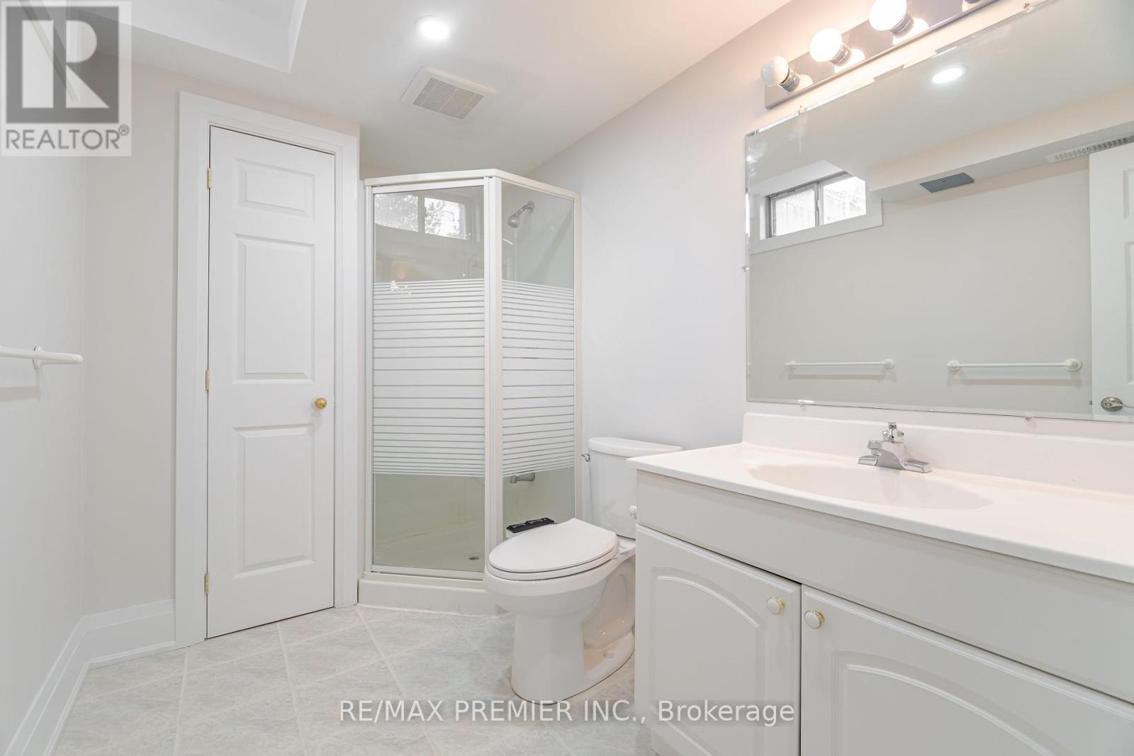 495 FAIRVIEW ROAD W - 38