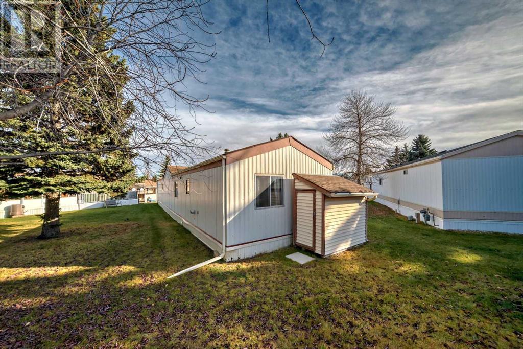 Single Family House Mobile Home for Sale in  Burroughs Manor NE Monterey Park Calgary 