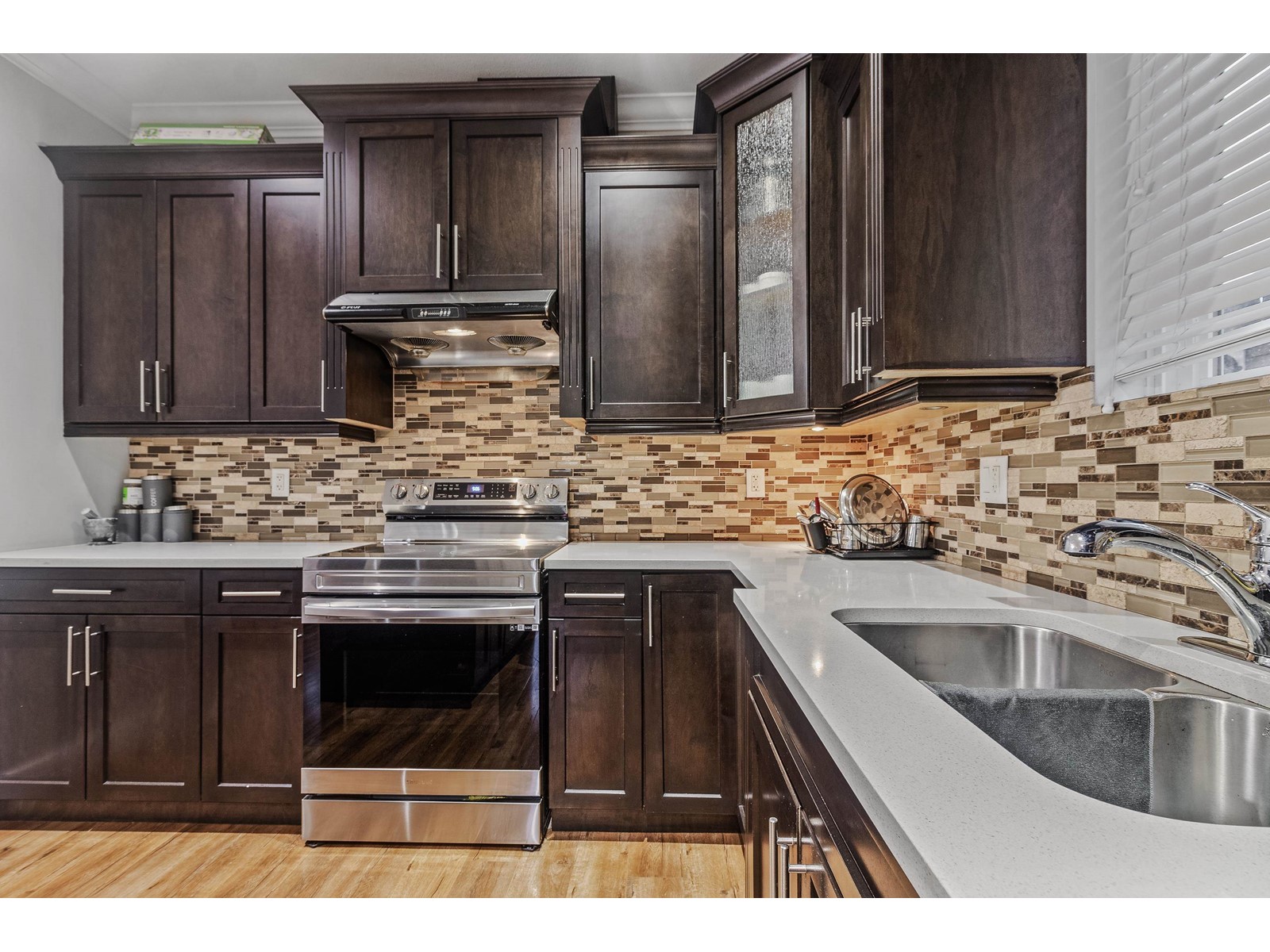 33008 EGGLESTONE AVENUE, Mission real estate listing R2945558
