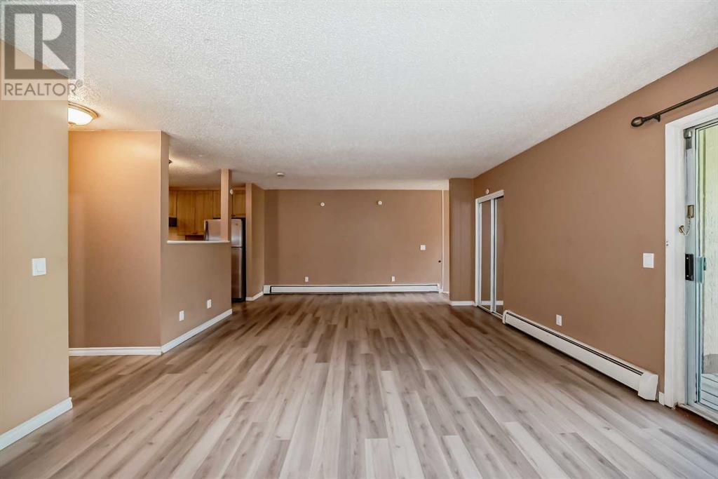 Single Family House for Sale in    Avenue NW Huntington Hills Calgary 