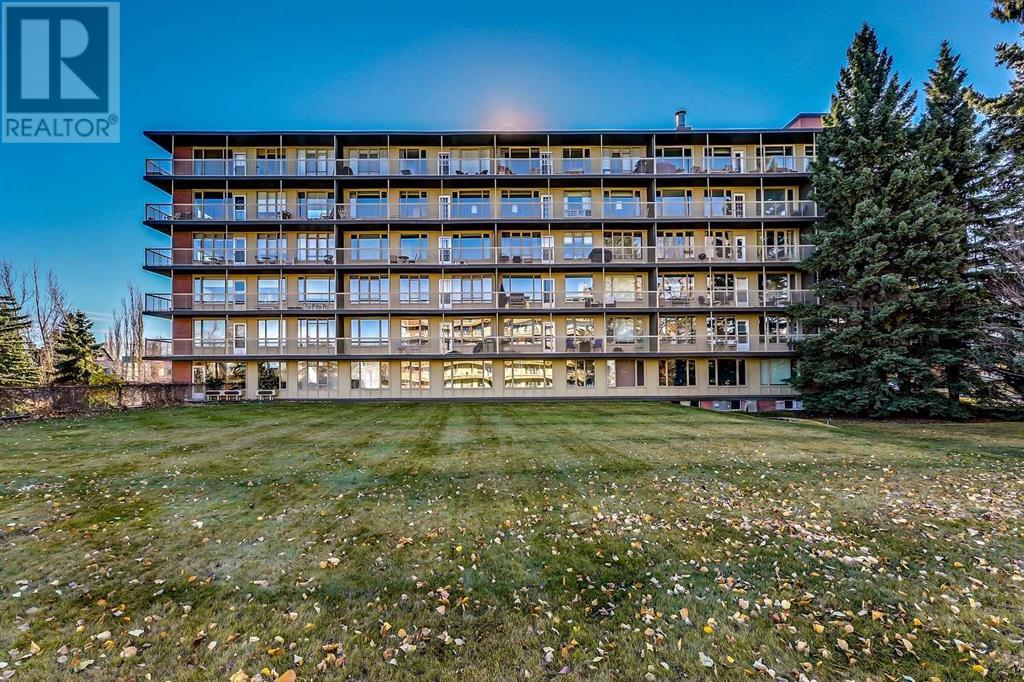 Single Family House High rise for Sale in   Rideau Place SW Rideau Park Calgary 