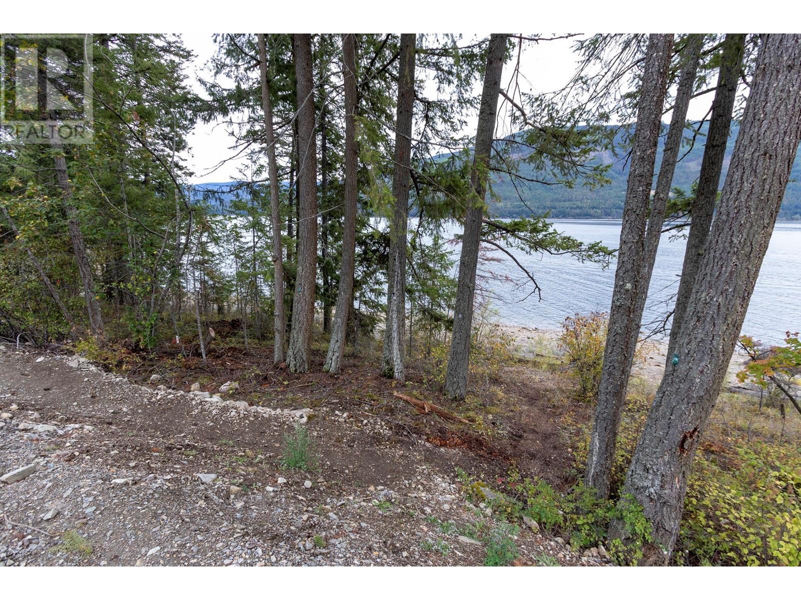  5131 Sunnybrae Canoe Pt. Rd Highway East, Sunnybrae