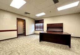 4 Fort Street, Winnipeg, MB R3C0R3 Photo 15
