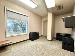 4 Fort Street, Winnipeg, MB R3C0R3 Photo 21