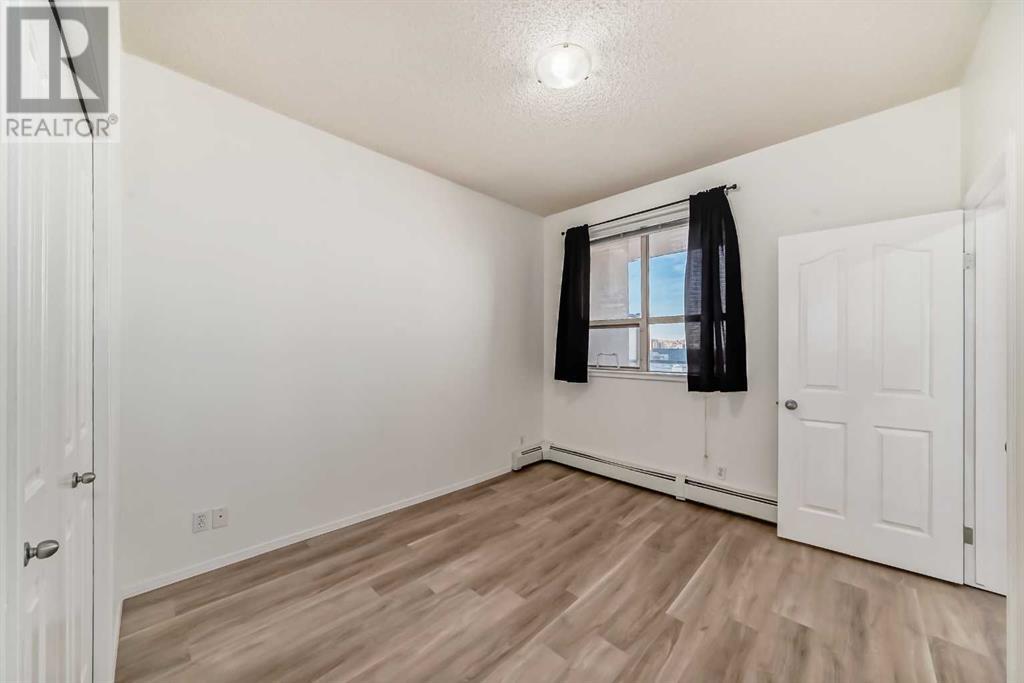 Single Family House High rise for Sale in    Street SW Beltline Calgary 