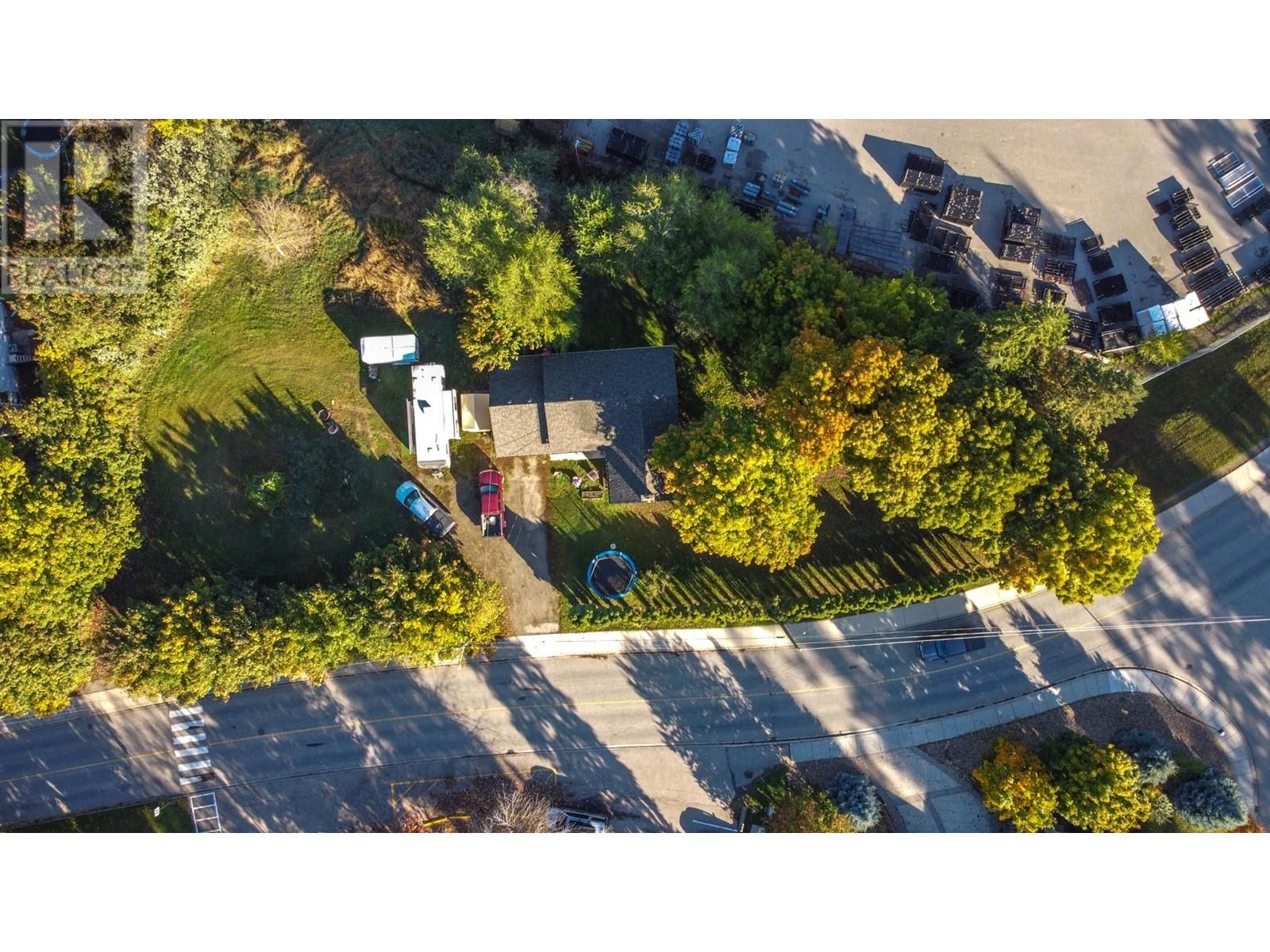 3035 Pleasant Valley Road, Armstrong