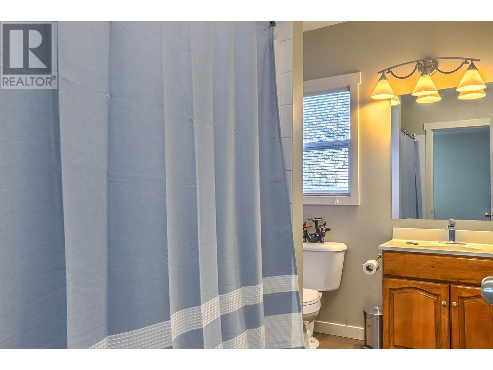 3035 Pleasant Valley Road, Armstrong