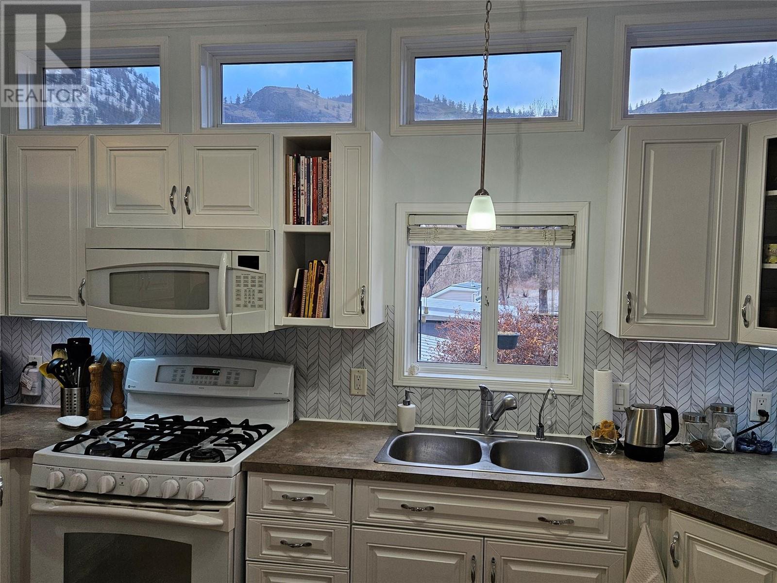 4354 Highway 3 Unit# 70, Keremeos
