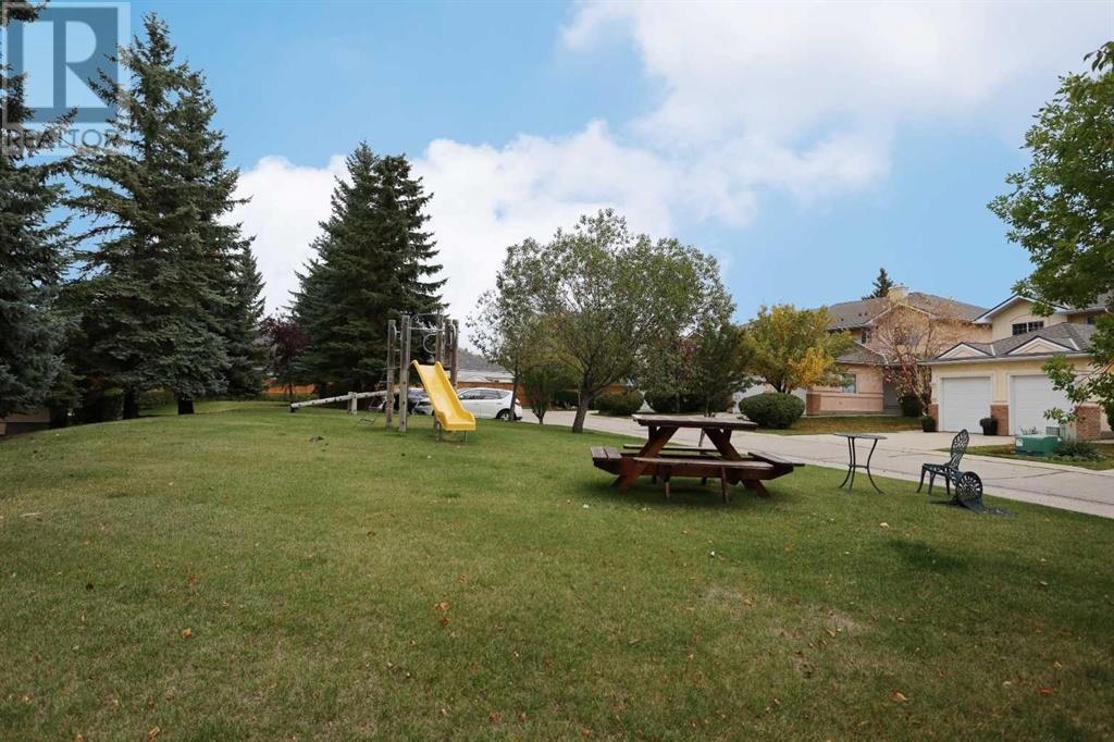 Single Family House for Sale in  Scenic Acres Terrace NW Scenic Acres Calgary 