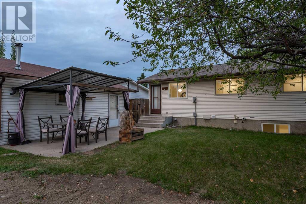 Single Family House Bungalow for Sale in  Fonda Green SE Forest Heights Calgary 