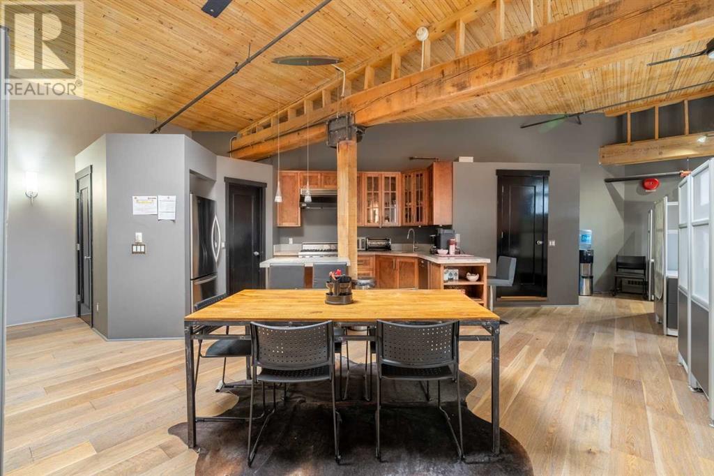 Single Family House Loft for Sale in    Avenue SW Beltline Calgary 