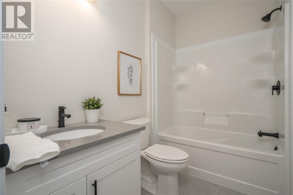 Photo 11 of 521 Anise Lane, Sarnia ON