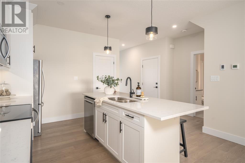 Photo 6 of 521 Anise Lane, Sarnia ON
