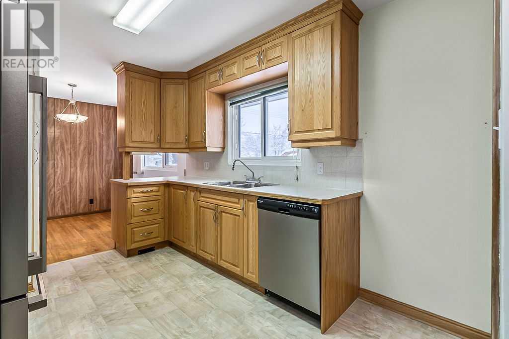 Single Family House Bungalow for Sale in   Avenue SW Glendale Calgary 