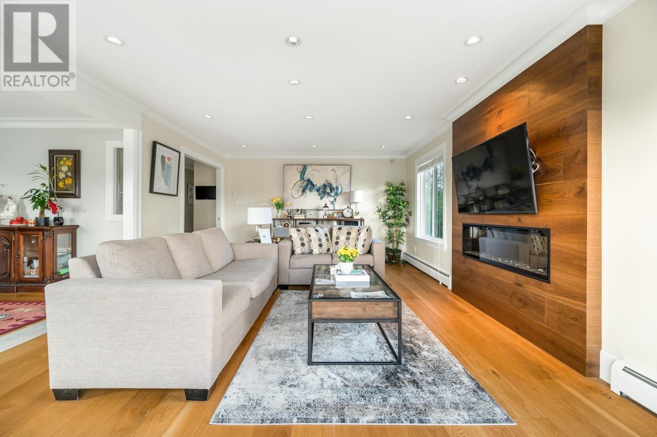 Photo 1 of 5905 Earles Street, Vancouver BC