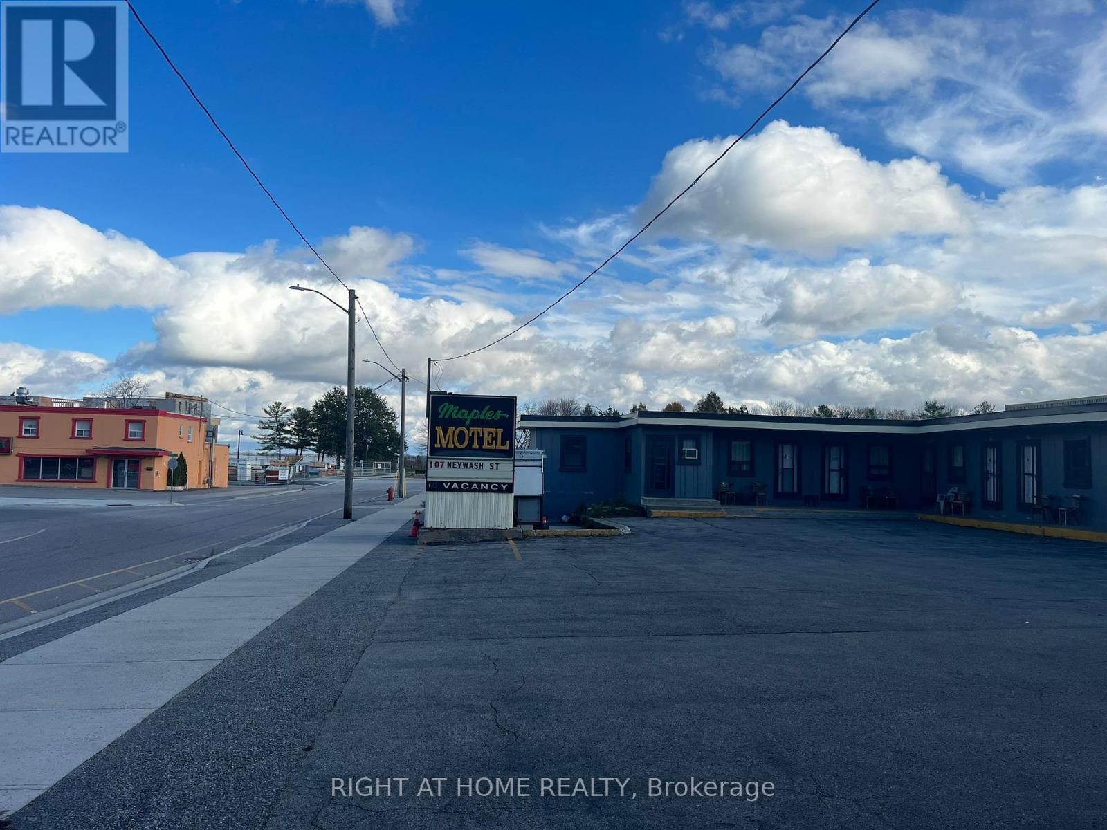 featured-img