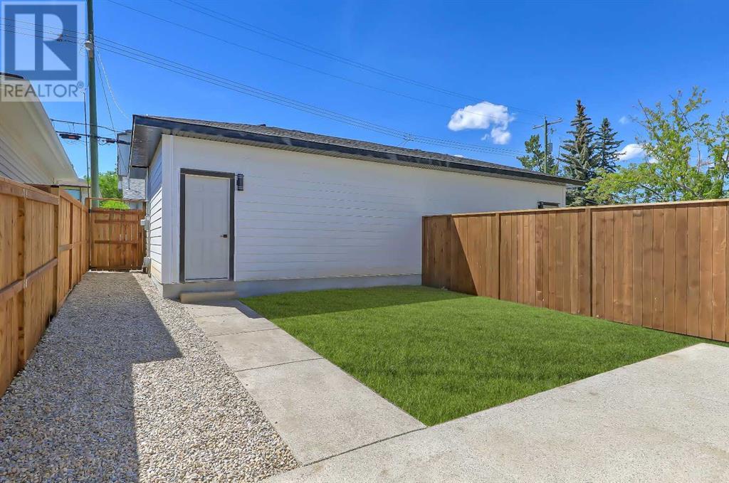 Single Family House for Sale in   Street NW Parkdale Calgary 