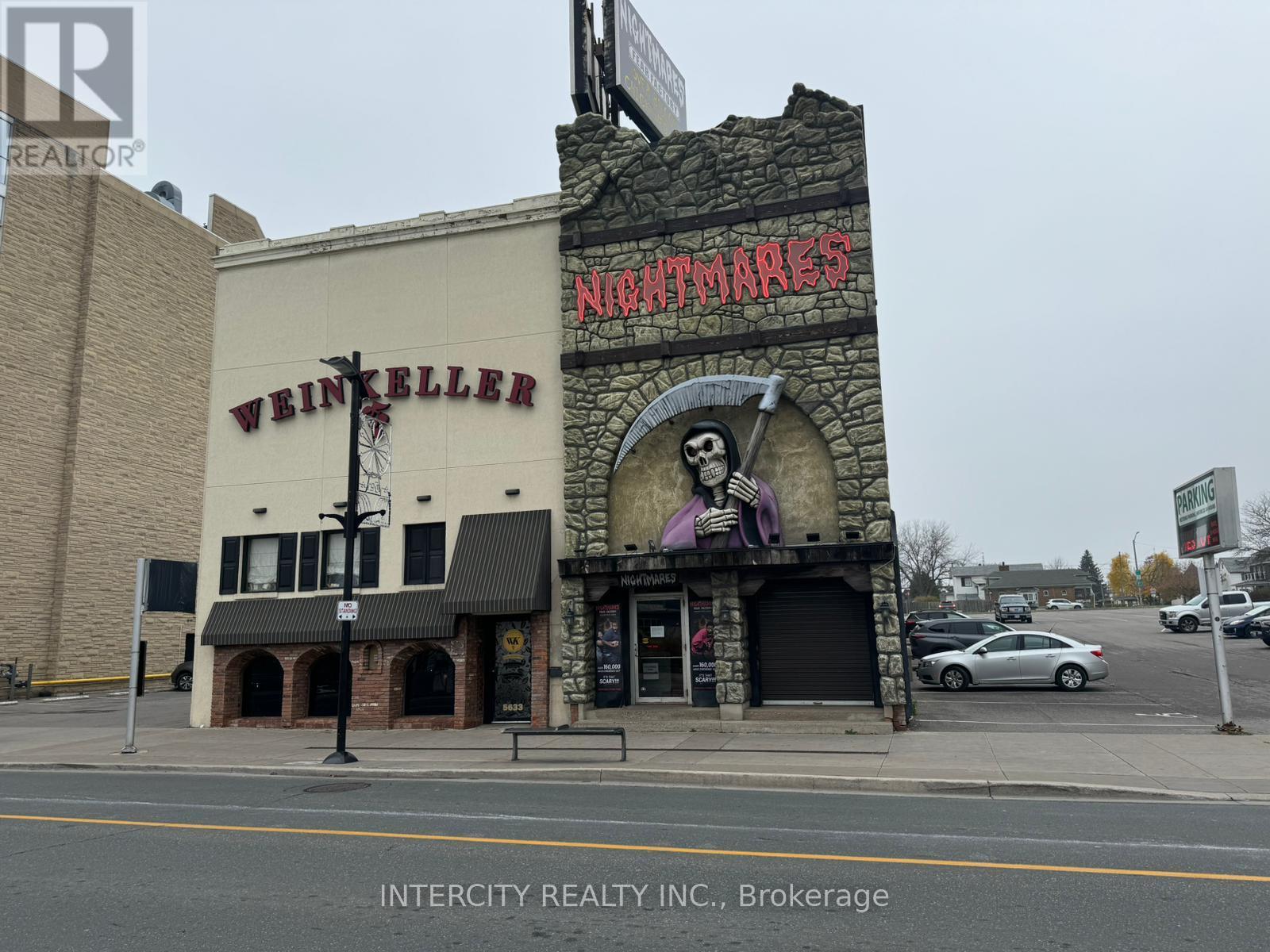 Photo 4 of 5633 Victoria Avenue, Niagara Falls ON