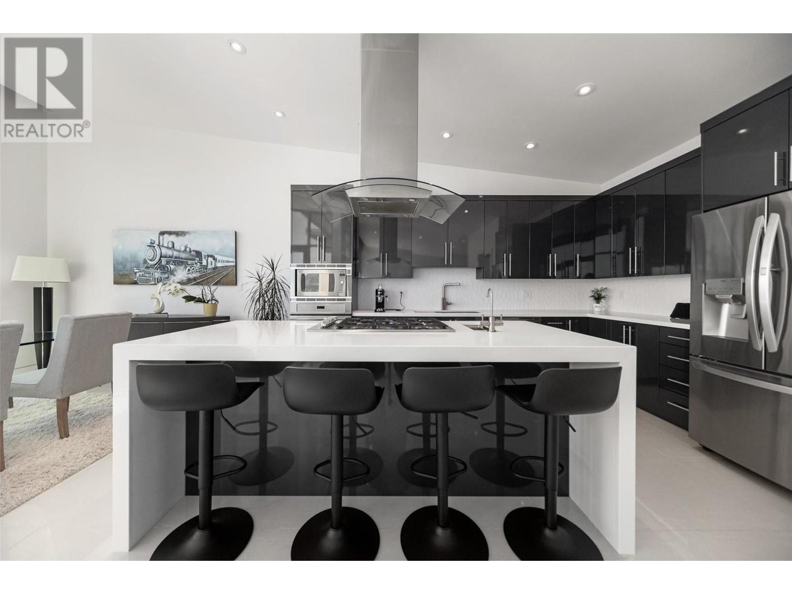  1737 Scott Crescent, West Kelowna