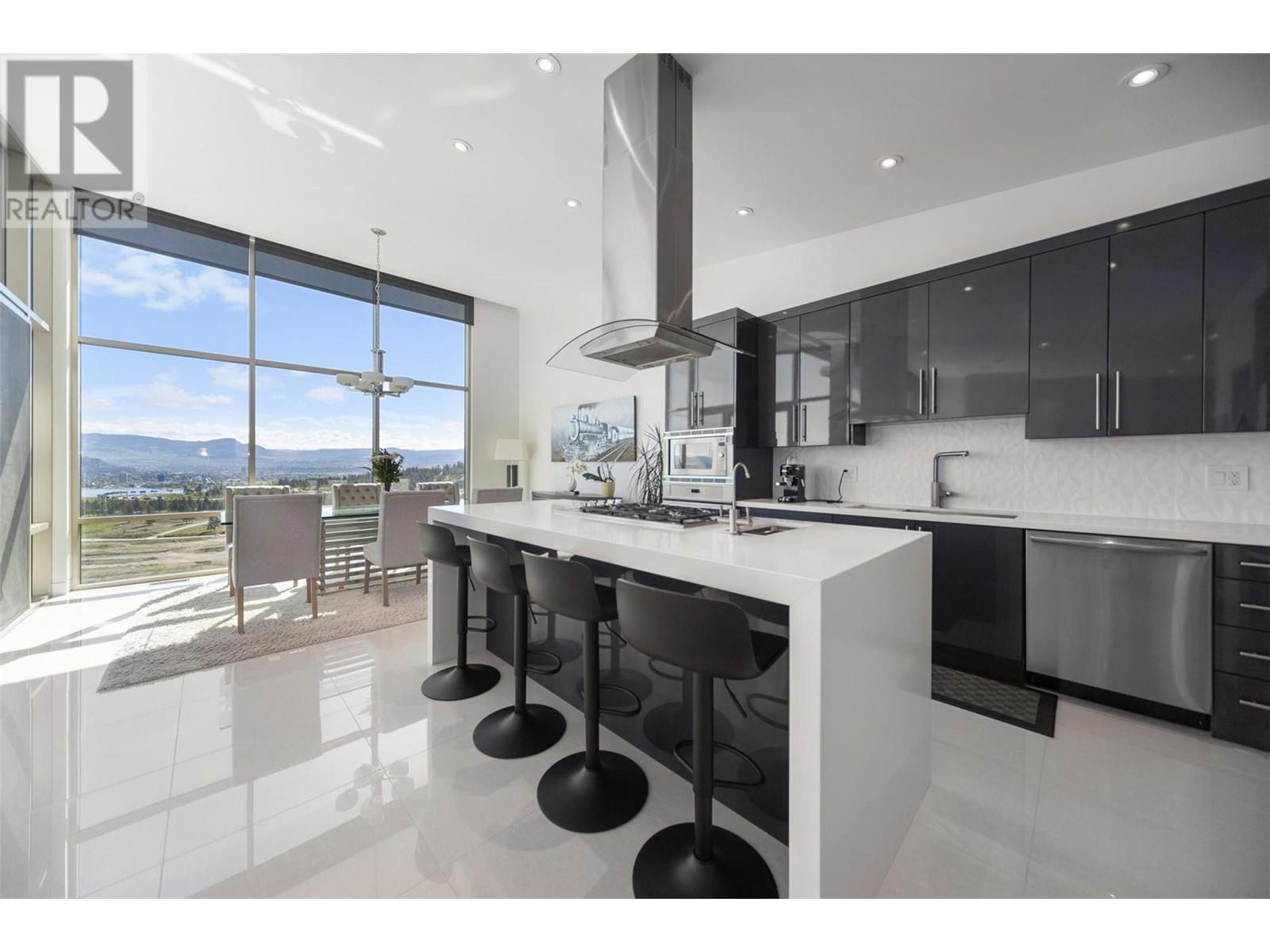  1737 Scott Crescent, West Kelowna