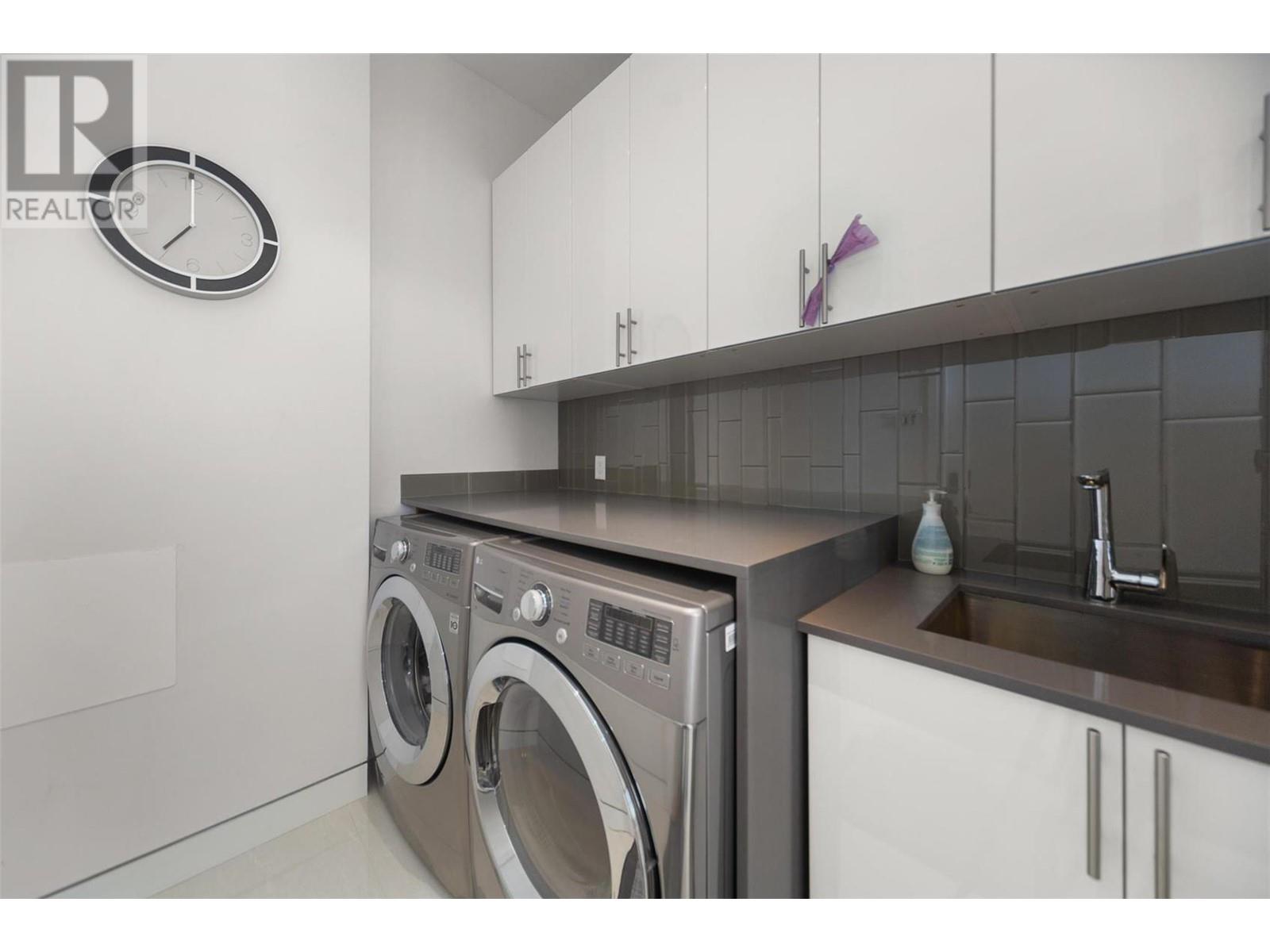 1737 Scott Crescent - 21