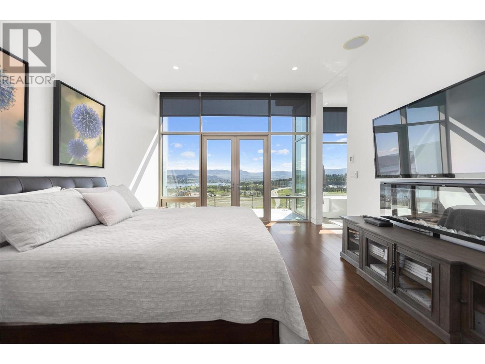  1737 Scott Crescent, West Kelowna