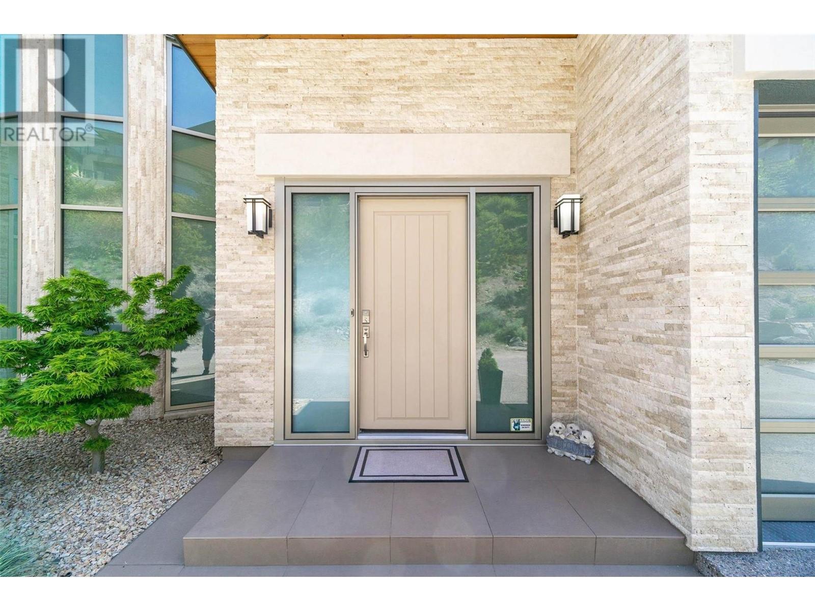 1737 Scott Crescent - 3