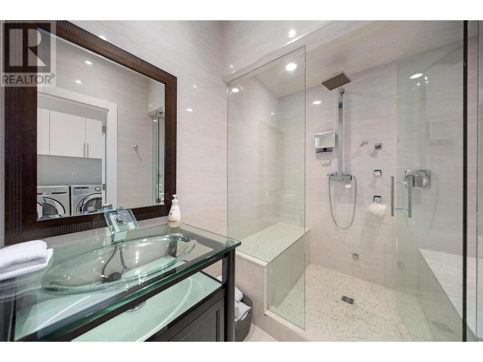  1737 Scott Crescent, West Kelowna