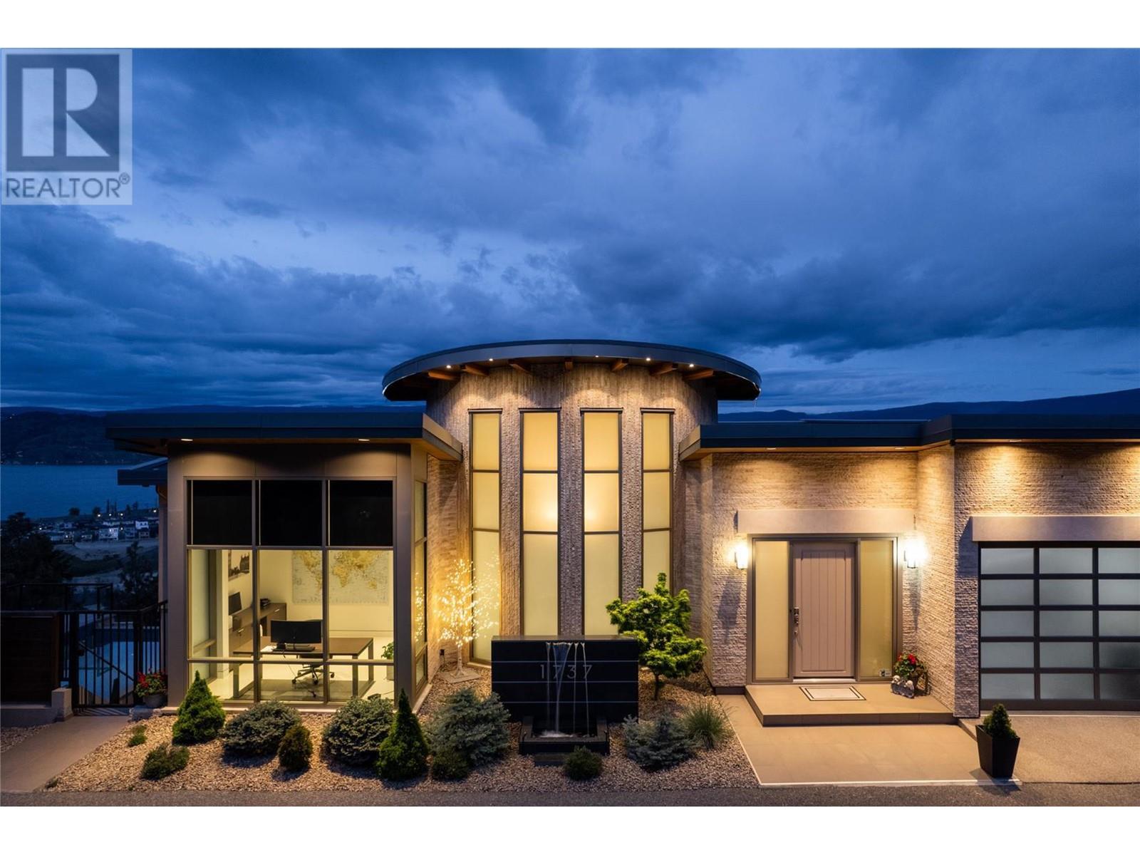  1737 Scott Crescent, West Kelowna