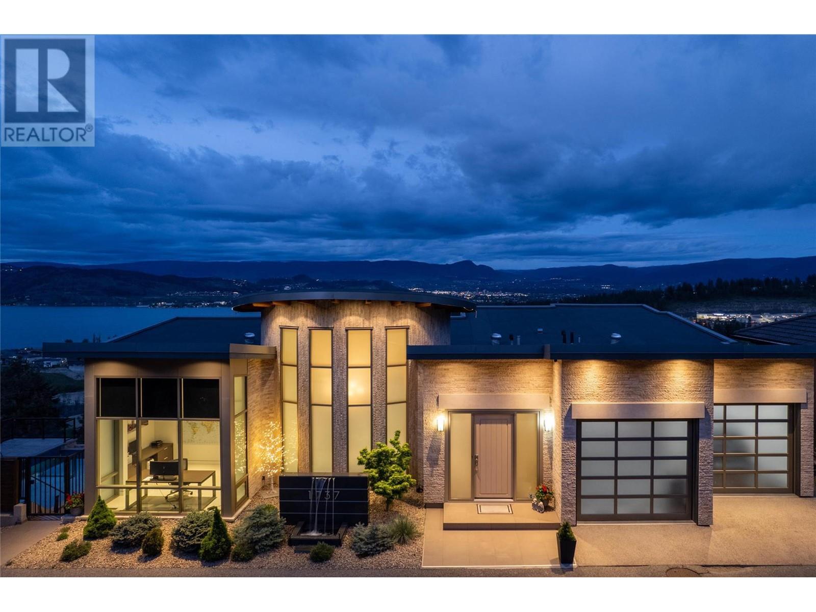 1737 Scott Crescent, West Kelowna