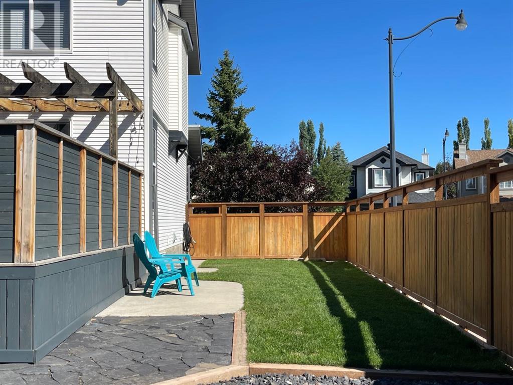 Single Family House for Sale in  Cougar Ridge Drive SW Cougar Ridge Calgary 