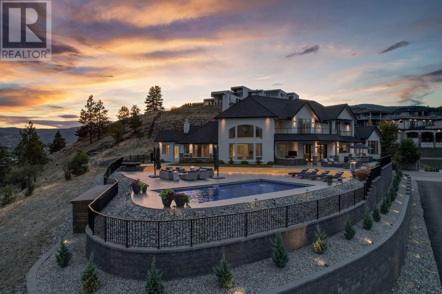  1520 Vineyard Drive, West Kelowna