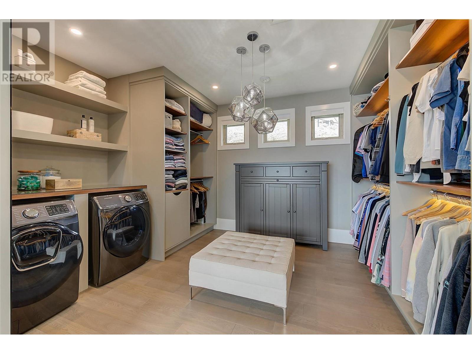  1520 Vineyard Drive, West Kelowna