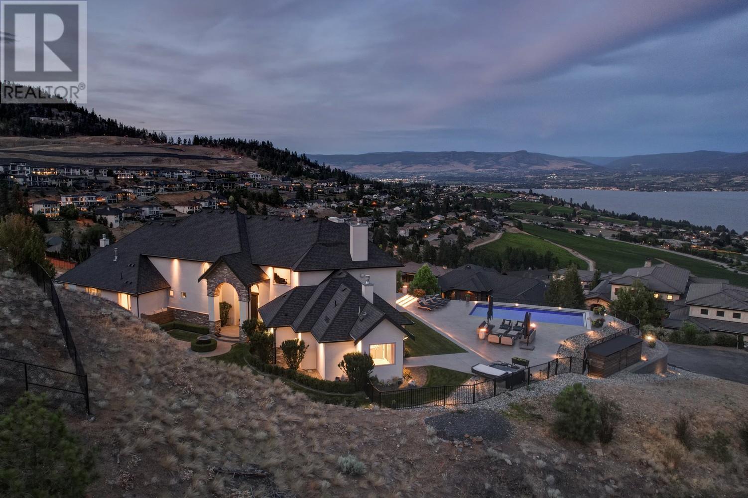  1520 Vineyard Drive, West Kelowna