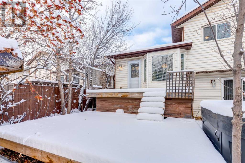 Single Family House 4 Level for Sale in  Riverglen Way SE Riverbend Calgary 